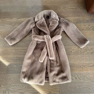 Teddy coat / fur coat